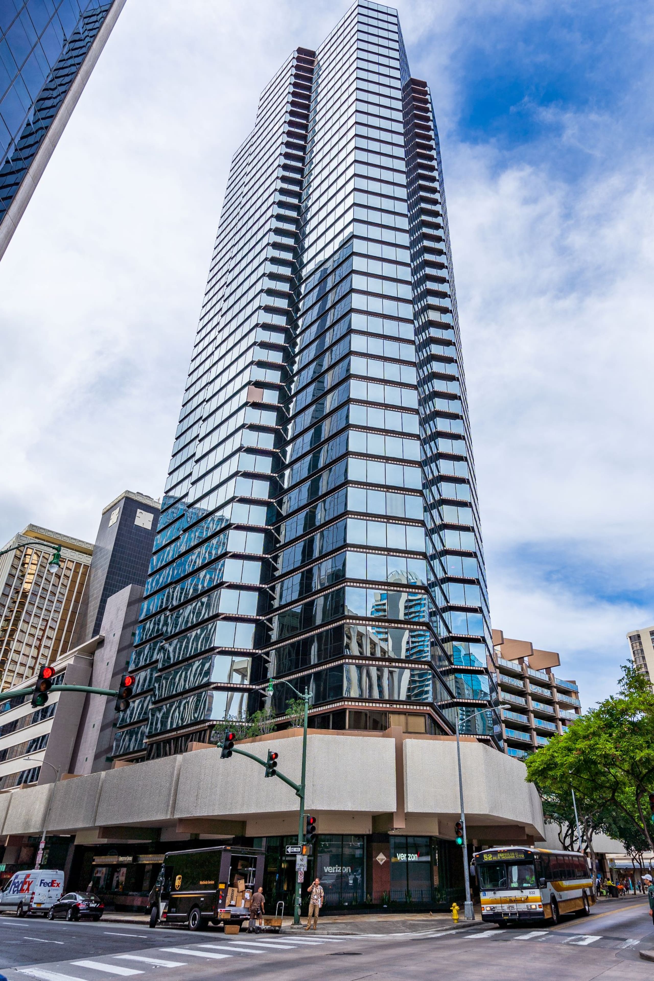 Condo in Honolulu · ★4.71 · 1 bedroom · 1 bed · 1 private bath - Image 26