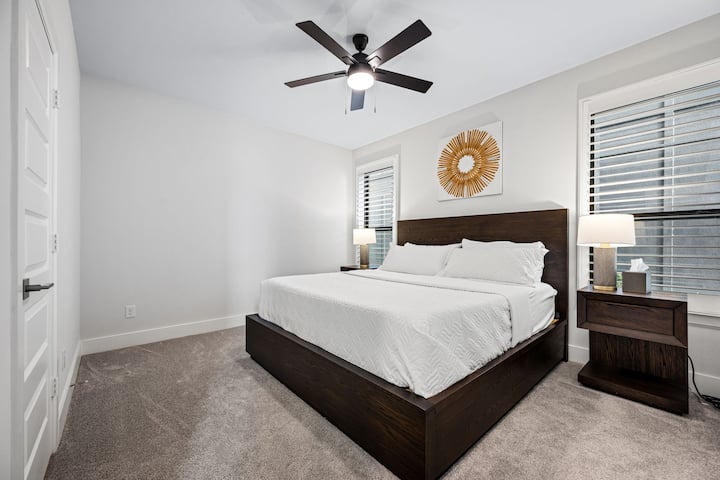 Chambre secondaire avec lit King Size