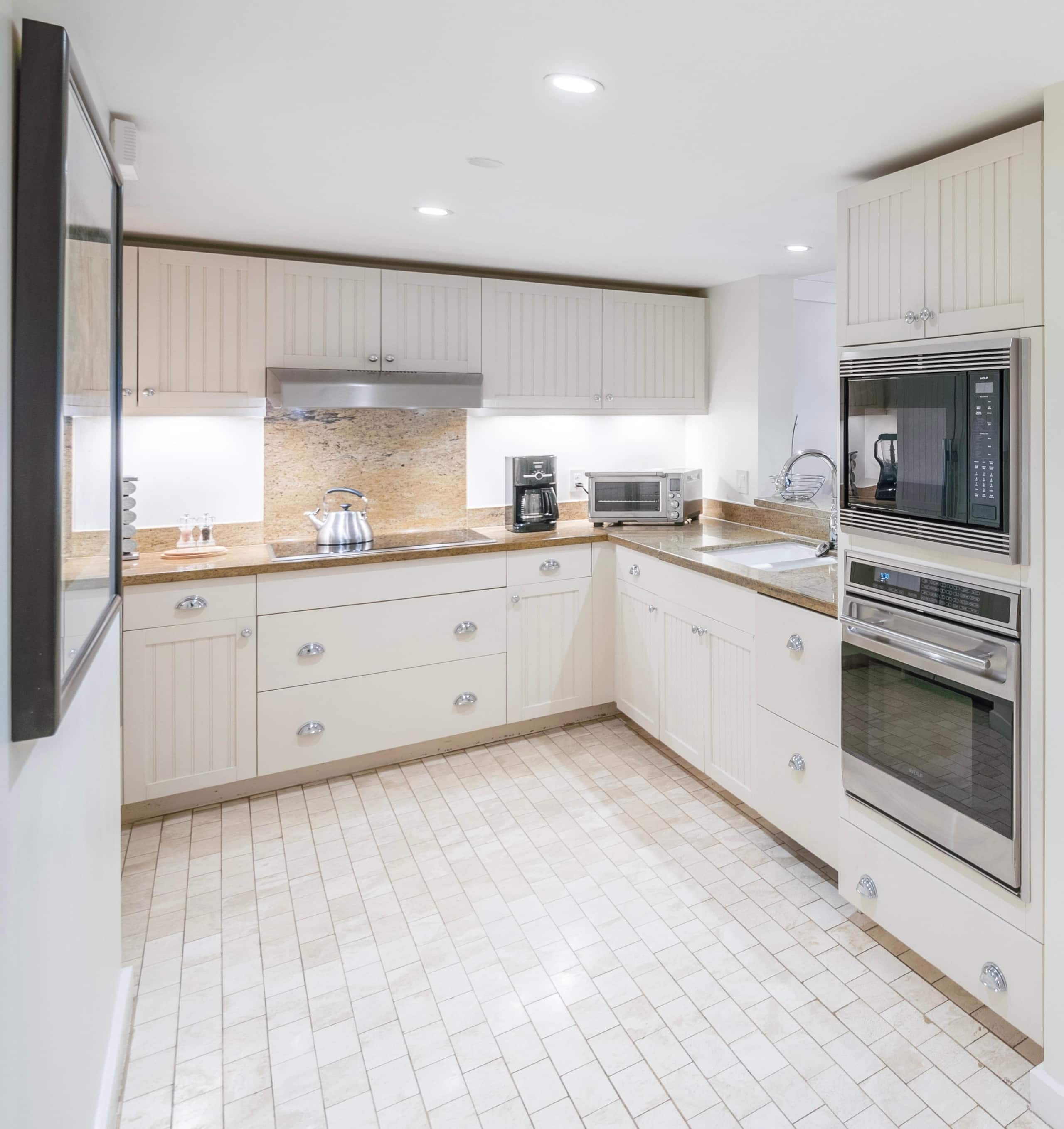 Villa in Kahuku · ★4.95 · 3 bedrooms · 4 beds · 2 private baths - Image 11