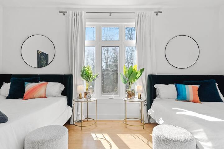 Ottawa’s Finest Mansion! gallery image 3