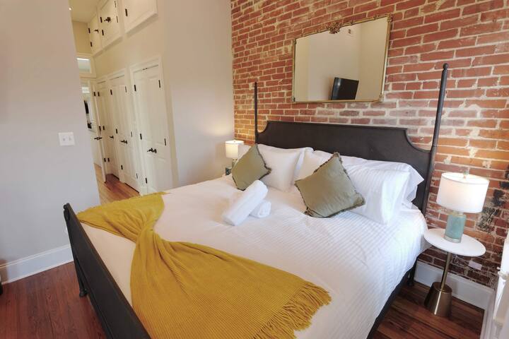 Turreted Townhouse – full of wonder gallery image 5