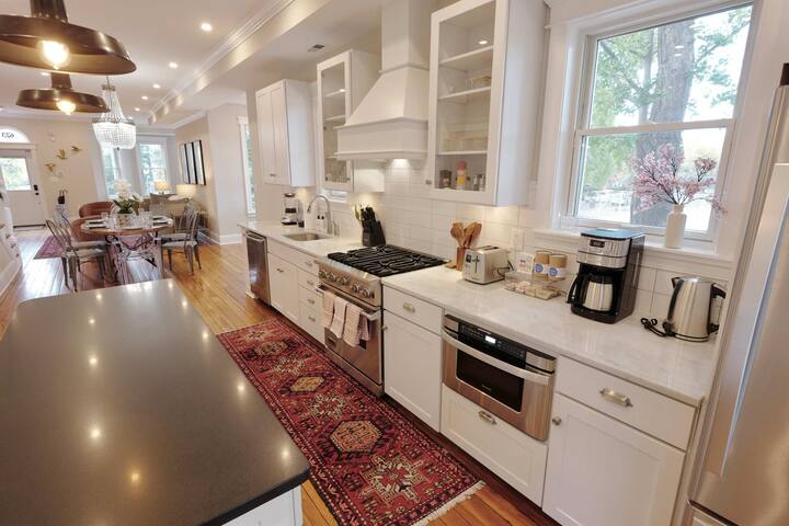 Turreted Townhouse – full of wonder gallery image 4