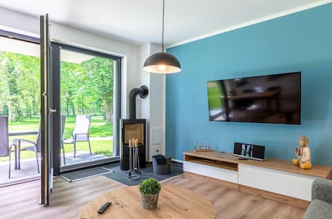 Erfolgreiche Airbnb-Immobilie: waterfront apartment Watschelente in Krakow Am See