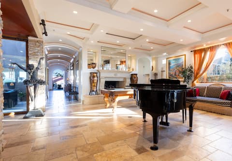 Luxury Ocean Bluff Villa