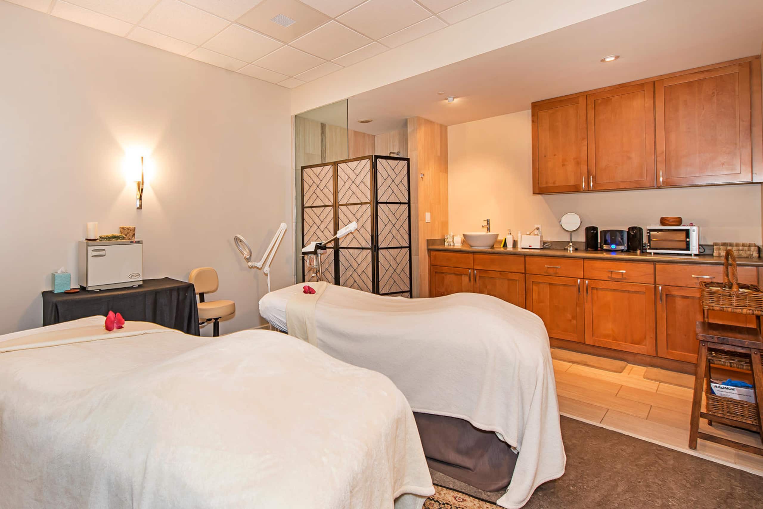 Home in Lahaina · ★4.92 · 2 bedrooms · 3 beds · 2 baths - Image 40