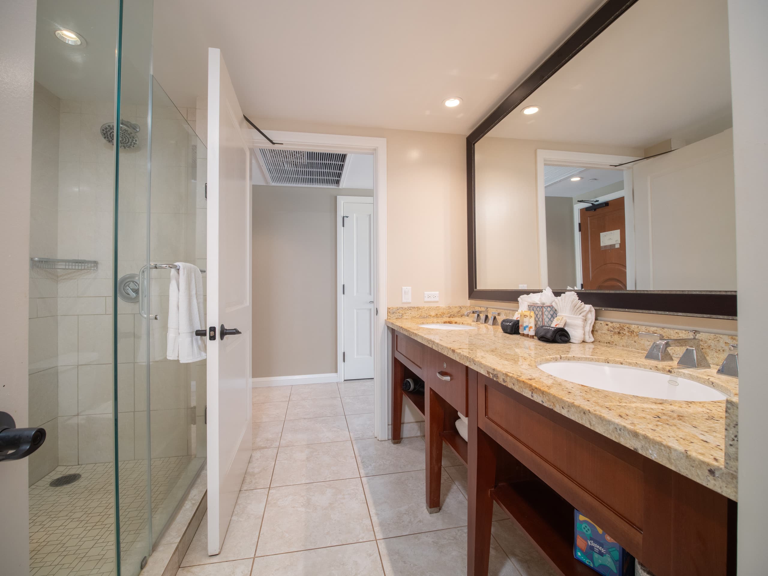 Home in Lahaina · ★4.92 · 2 bedrooms · 3 beds · 2 baths - Image 17