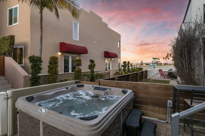 NEW Luxury Meets Beach | BayFront + HotTub/Firepit gallery image 2