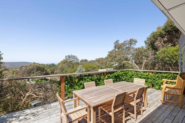 Spacious Designer Home gallery image 5