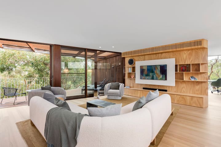 Soulful Living Real Estate managed Airbnb listing 1