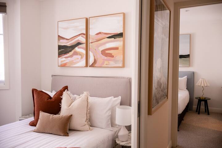 Stylish 3-Bedroom in the Heart of South Yarra gallery image 5