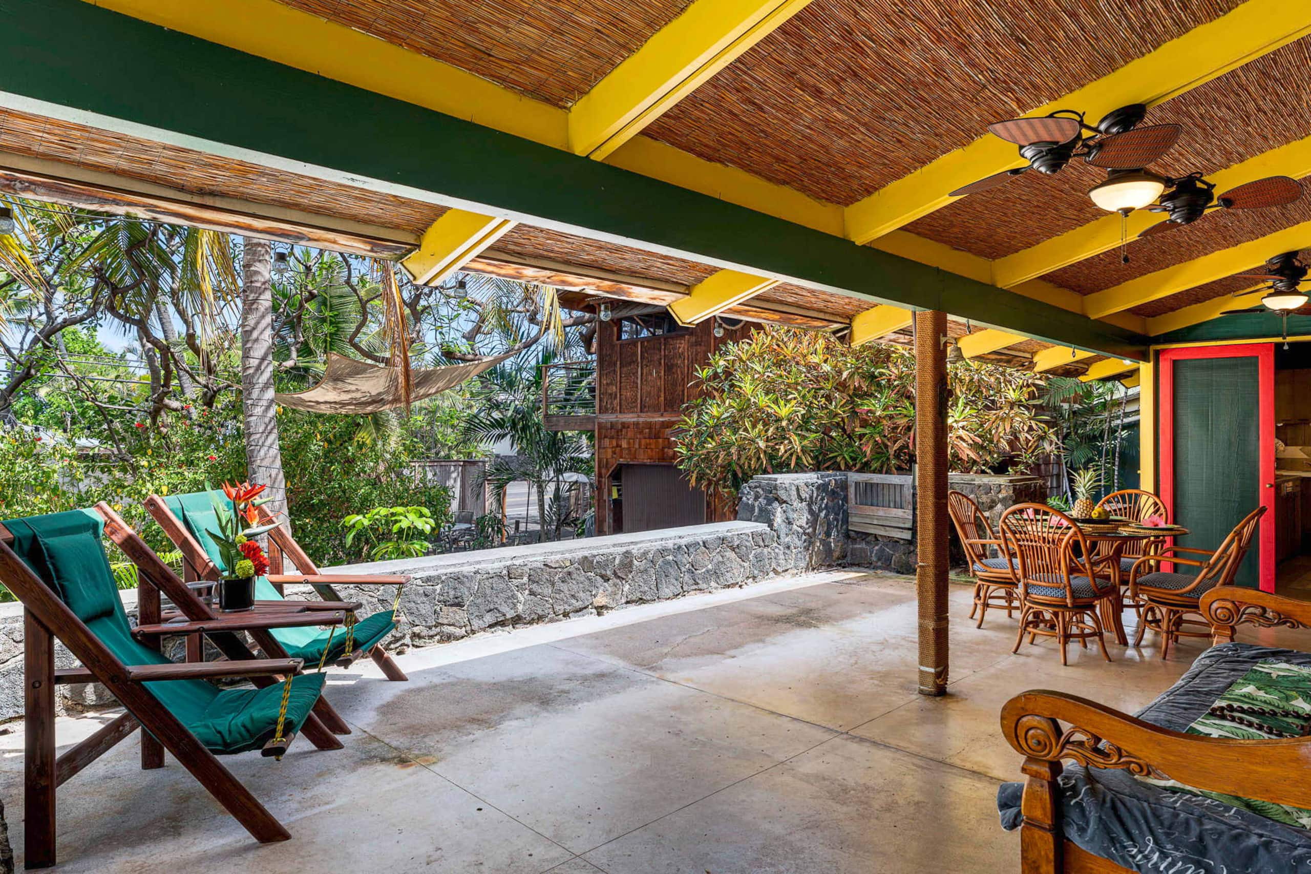 Home in Kailua-Kona · ★4.69 · 2 bedrooms · 4 beds · 2 baths - Image 8