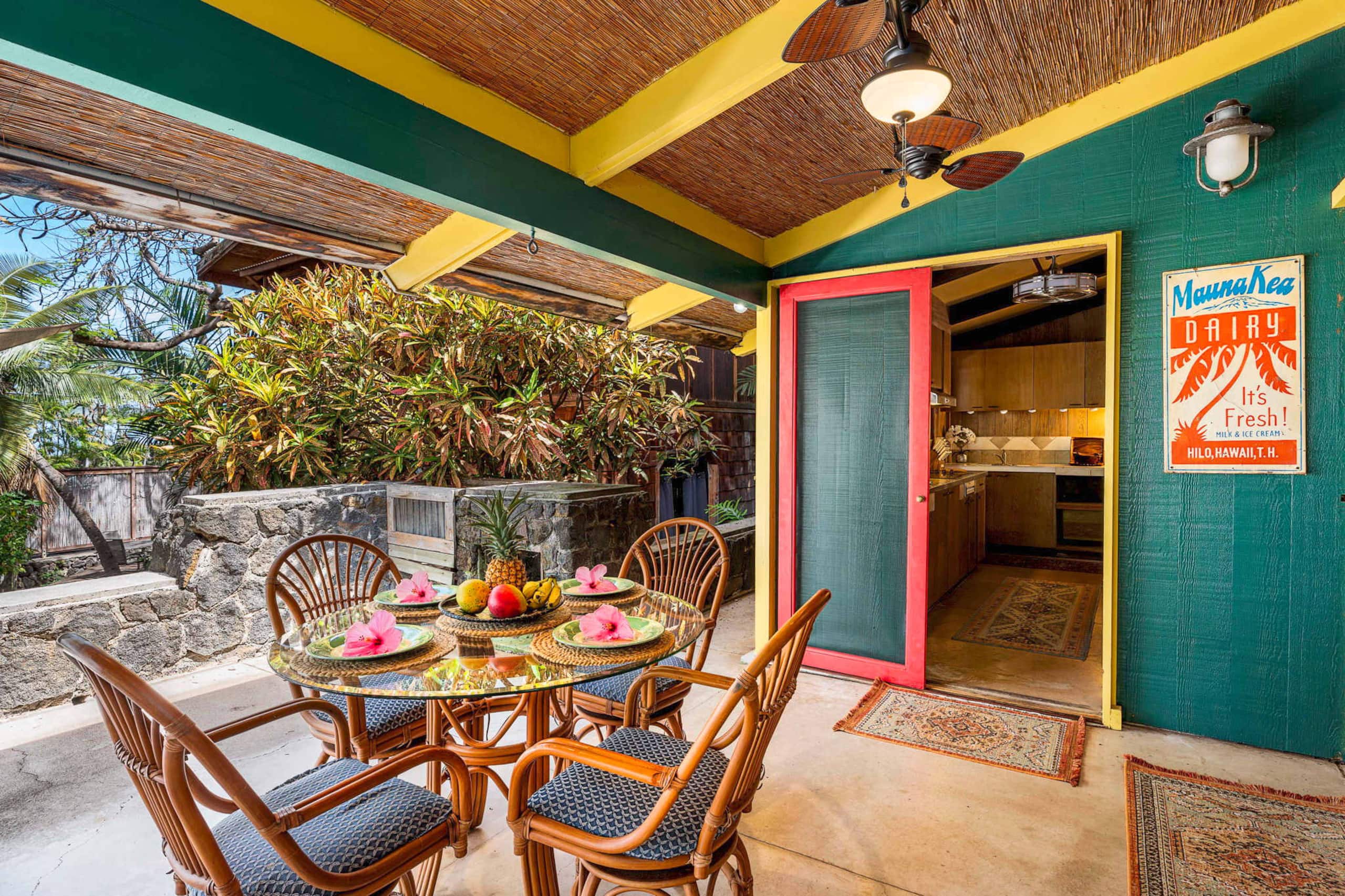 Home in Kailua-Kona · ★4.69 · 2 bedrooms · 4 beds · 2 baths - Image 6