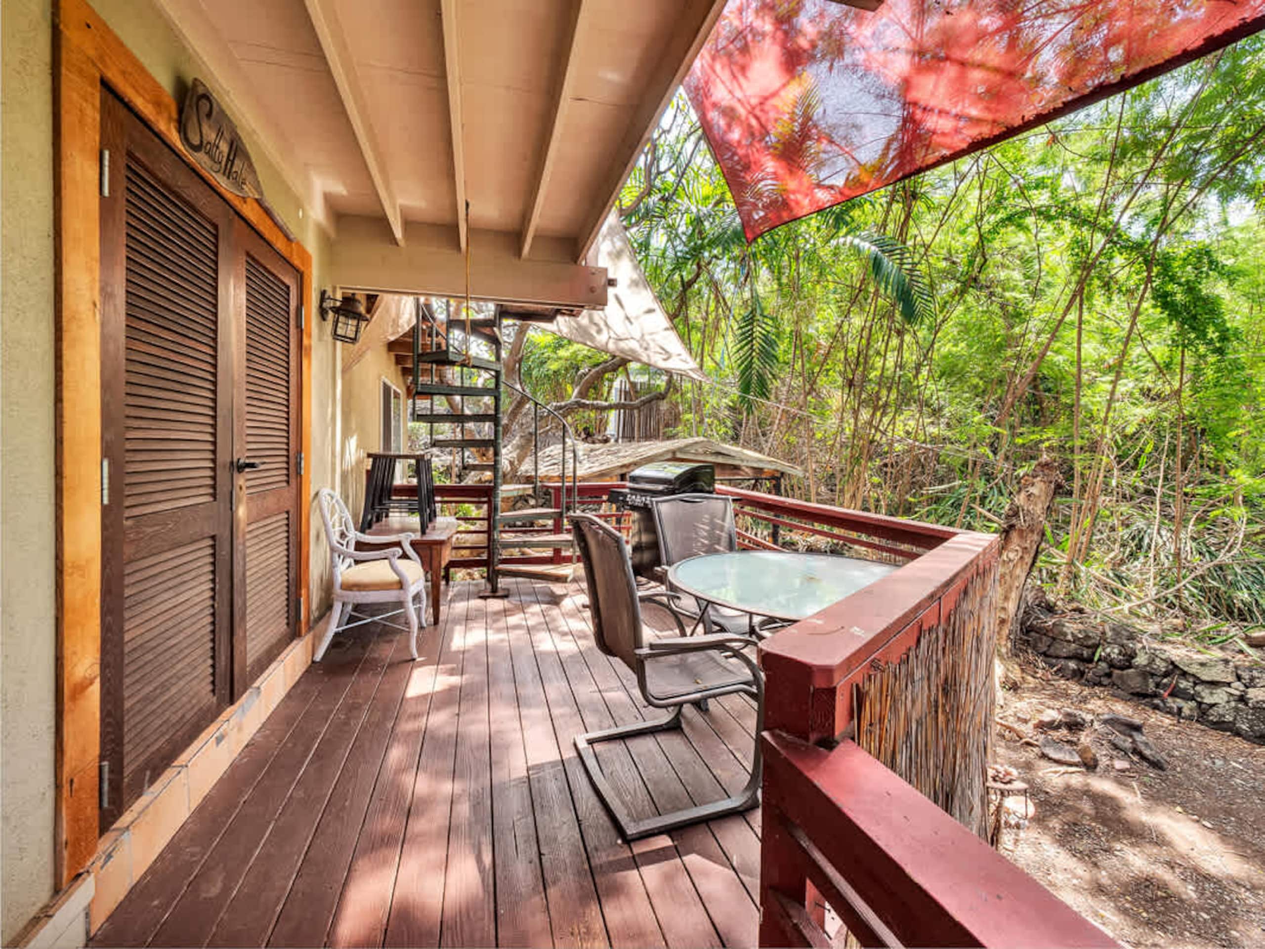 Cabin in Kailua-Kona · ★4.8 · 2 bedrooms · 4 beds · 1 bath - Image 22