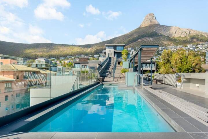 Incredible 2 Bed 2 Bath With Rooftop Pool & Gym gallery image 2