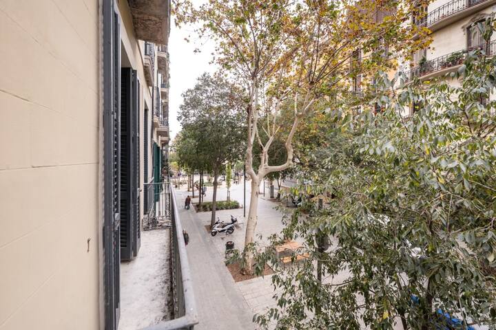 Sweett | Girona 501 gallery image 4