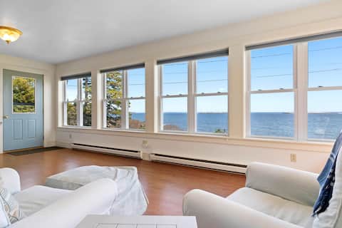 White Caps, oceanfront home in Port Clyde Maine