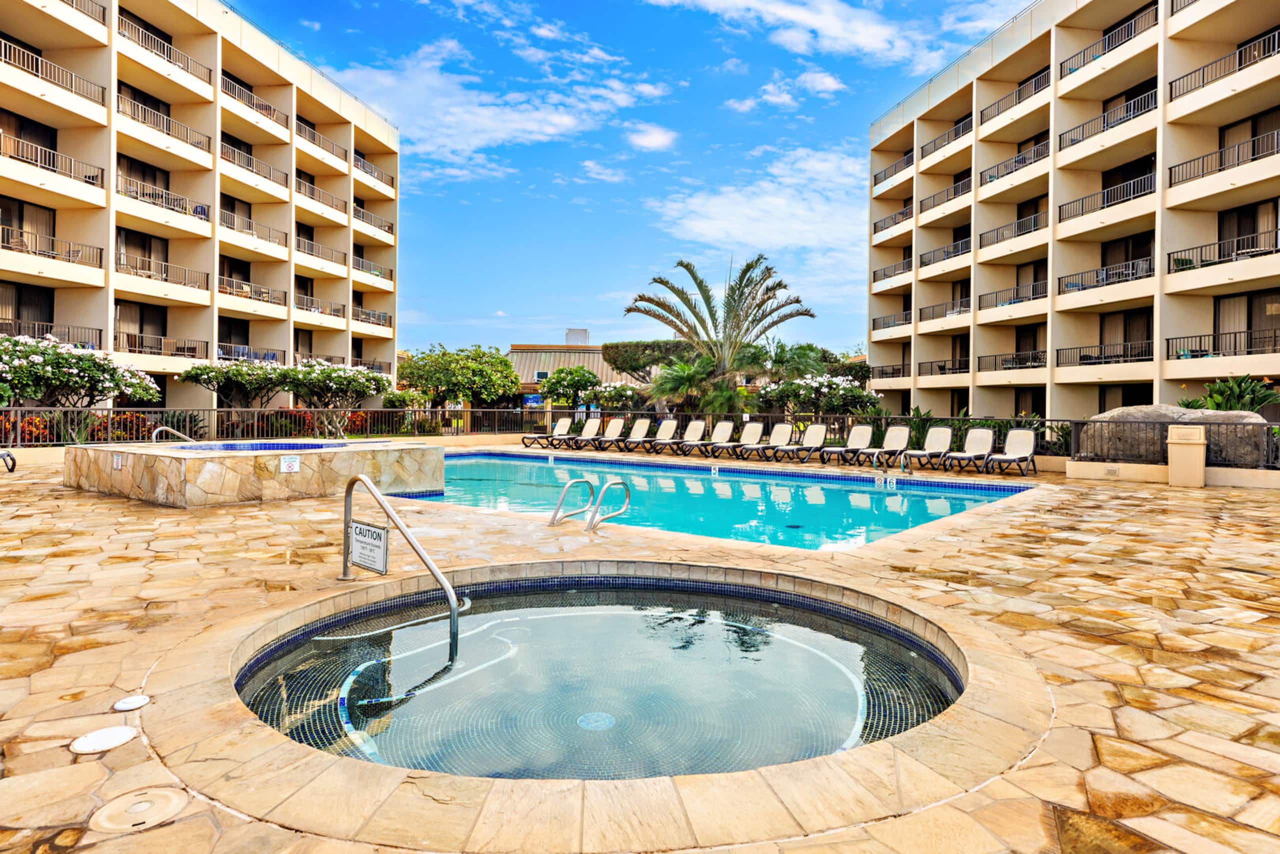 Condo in Kihei · ★5.0 · 1 bedroom · 2 beds · 1 private bath - Image 24