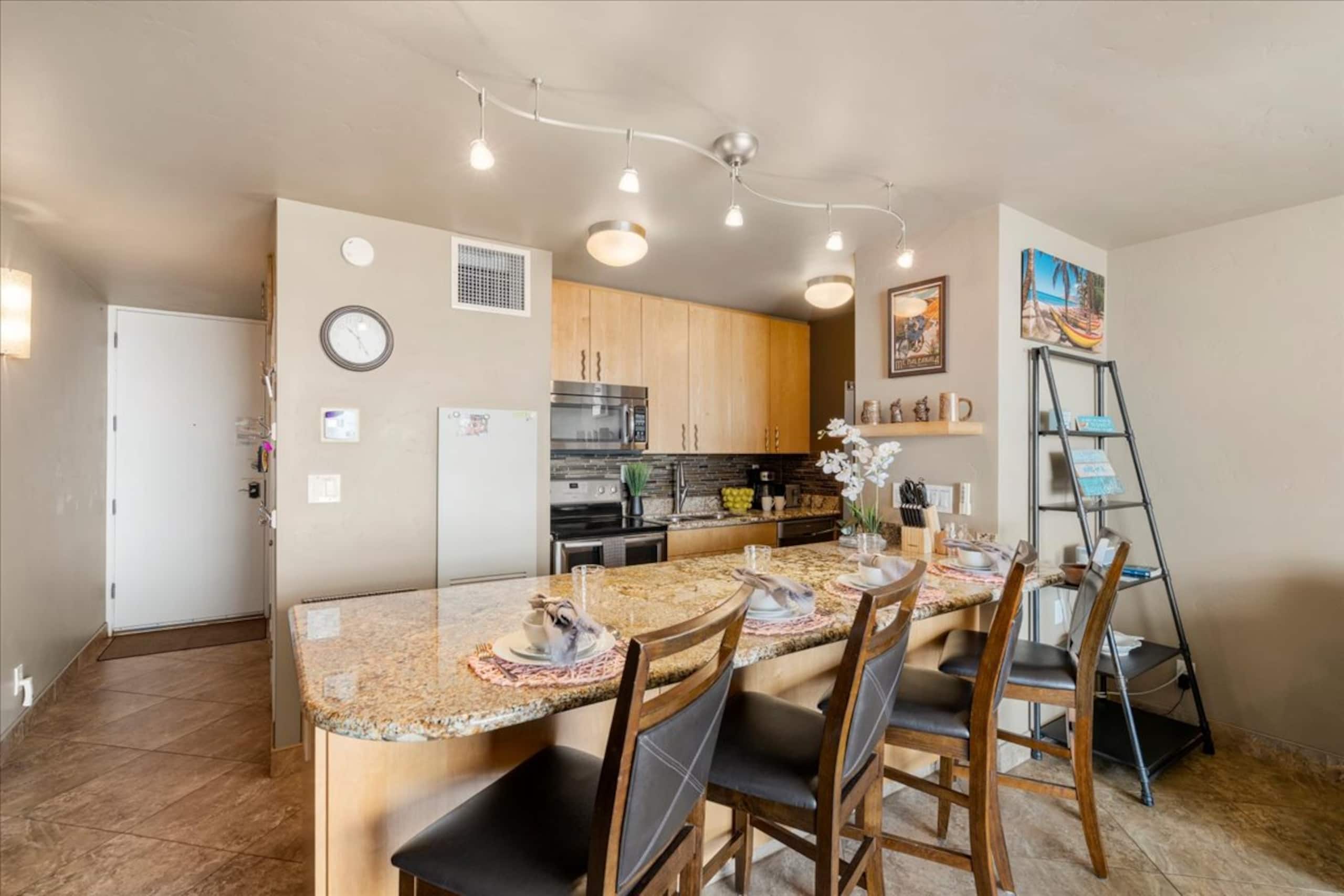 Condo in Kihei · ★5.0 · 1 bedroom · 2 beds · 1 private bath - Image 7