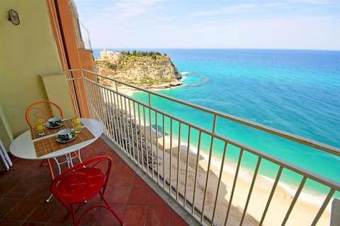 Top performing Airbnb: Sea-view Balcony located into the Cliffs in Tropea