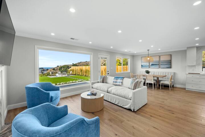 Luxurious Private Coastal Home Hot Tub Ocean Views gallery image 2