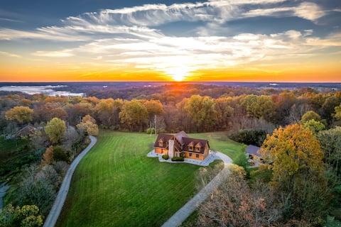 4 Private Acres! HotTub/Pool | Pickleball | Arcade