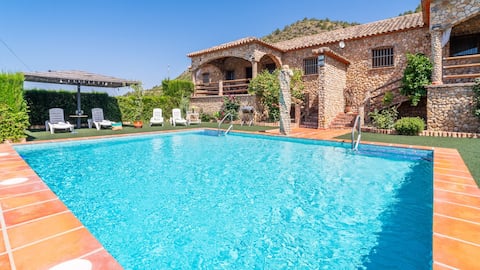 Villa Piedra de Luna, Algodonales by Ruralidays