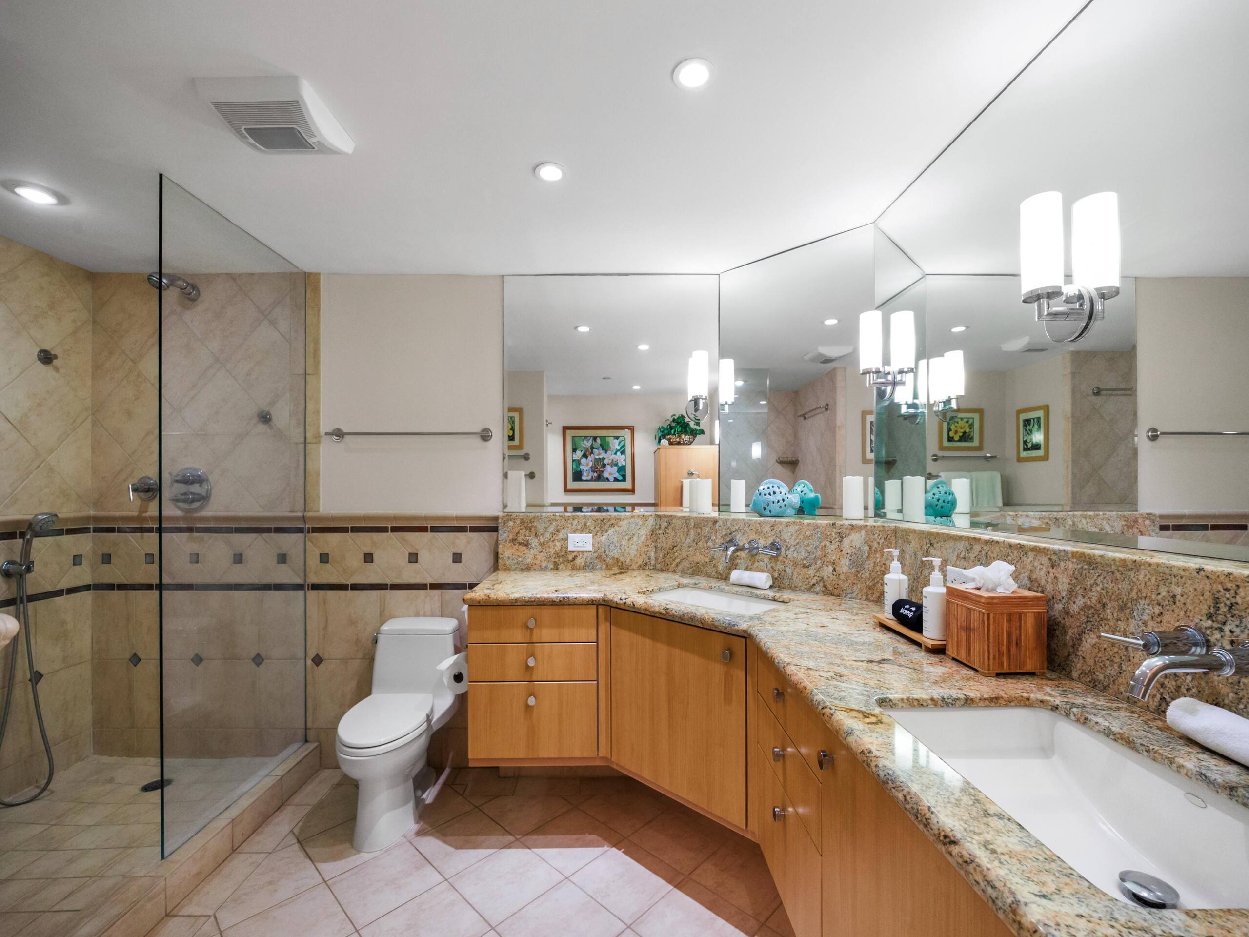 Recently Renovated - Walk to Kaanapali Beach - Image 28