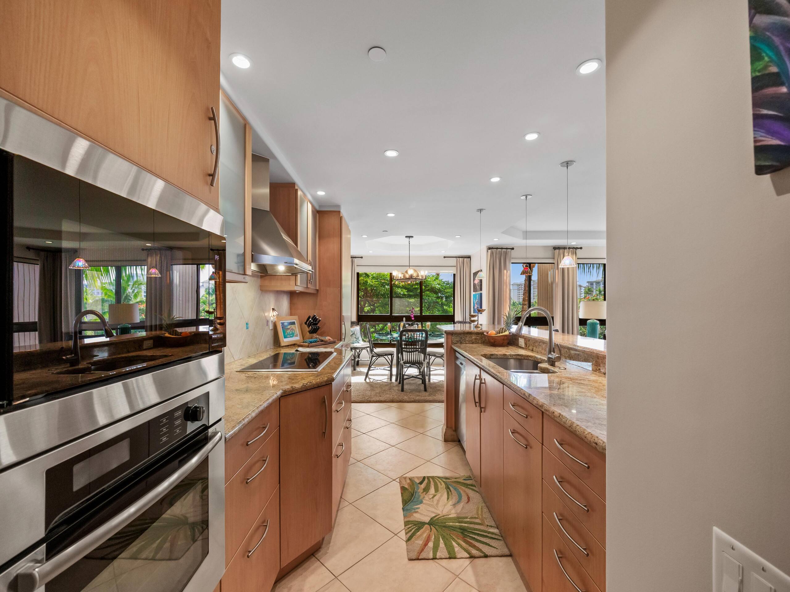 Recently Renovated - Walk to Kaanapali Beach - Image 15