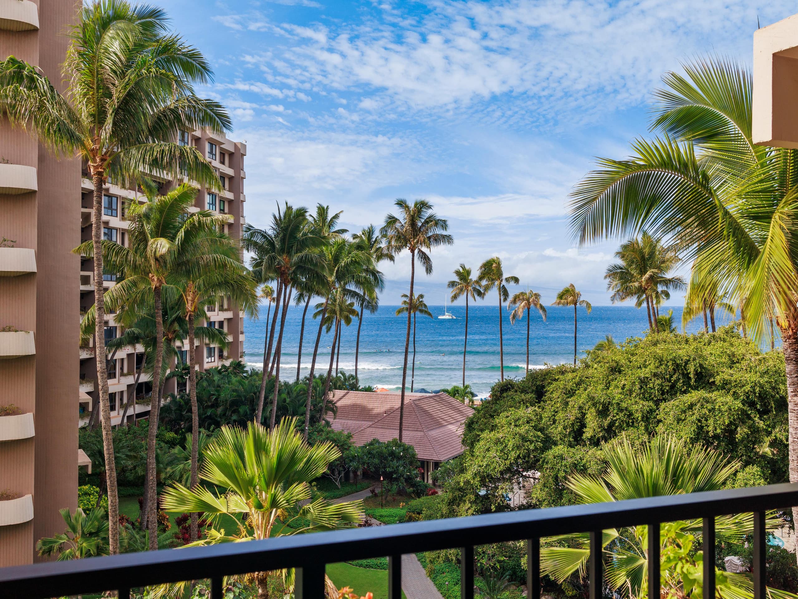 Recently Renovated - Walk to Kaanapali Beach - Image 1
