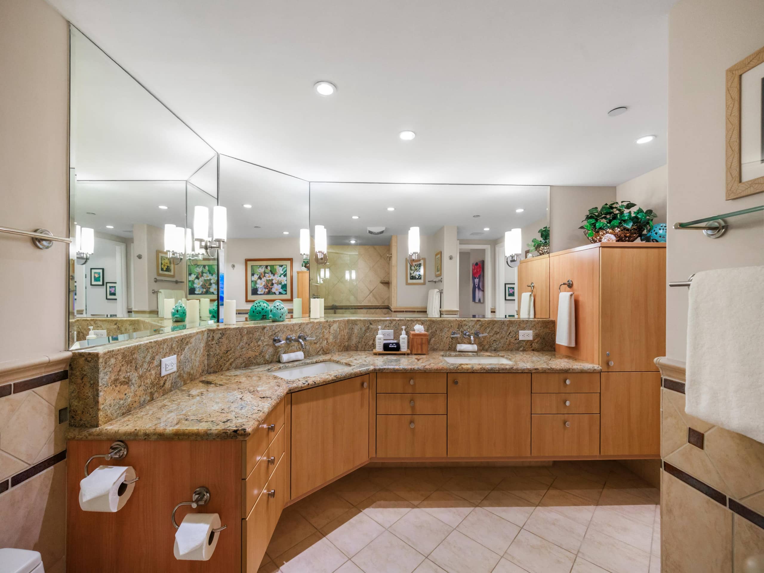 Recently Renovated - Walk to Kaanapali Beach - Image 27