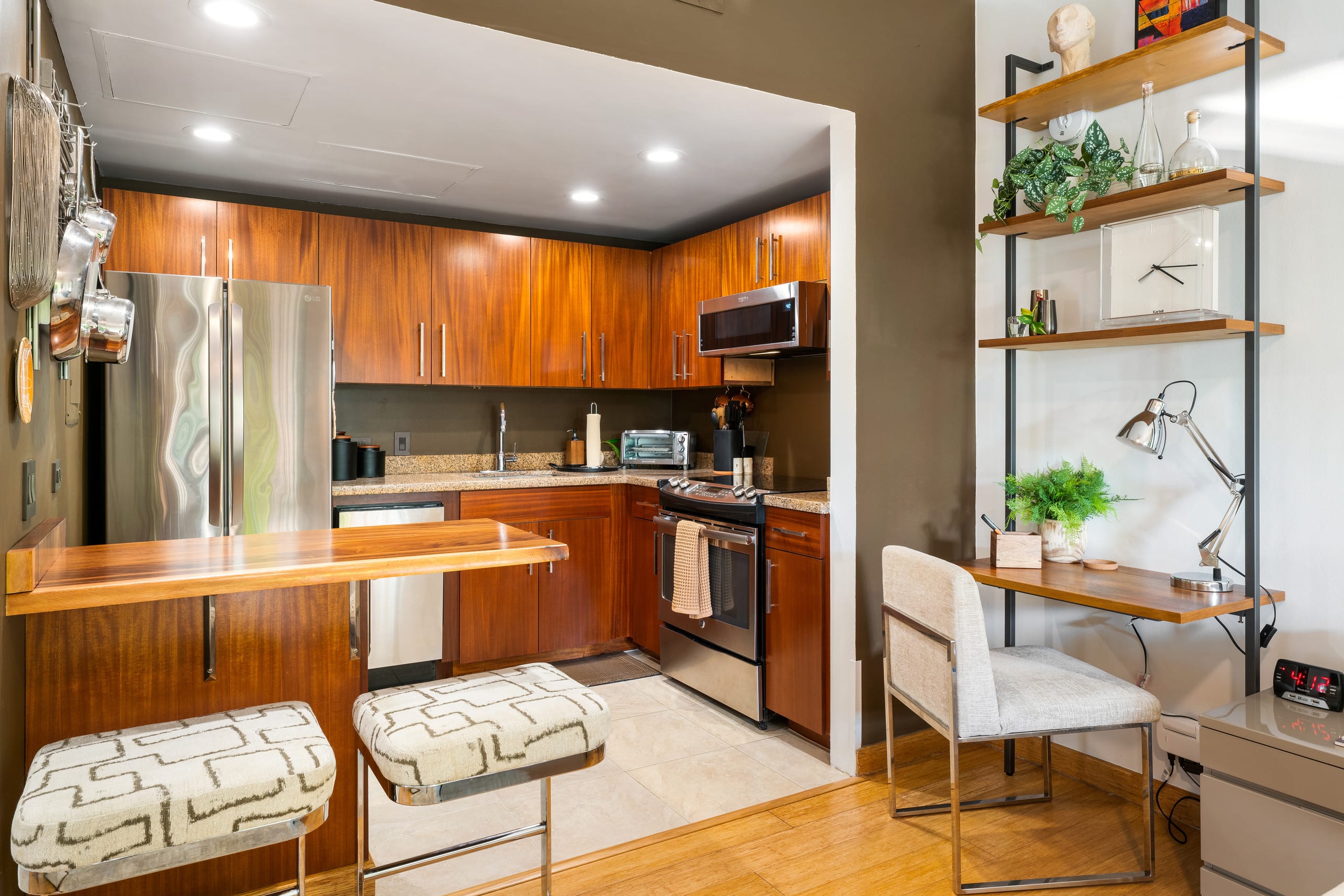 Condo in Kailua-Kona · ★4.79 · Studio · 1 bed · 1 bath - Image 13