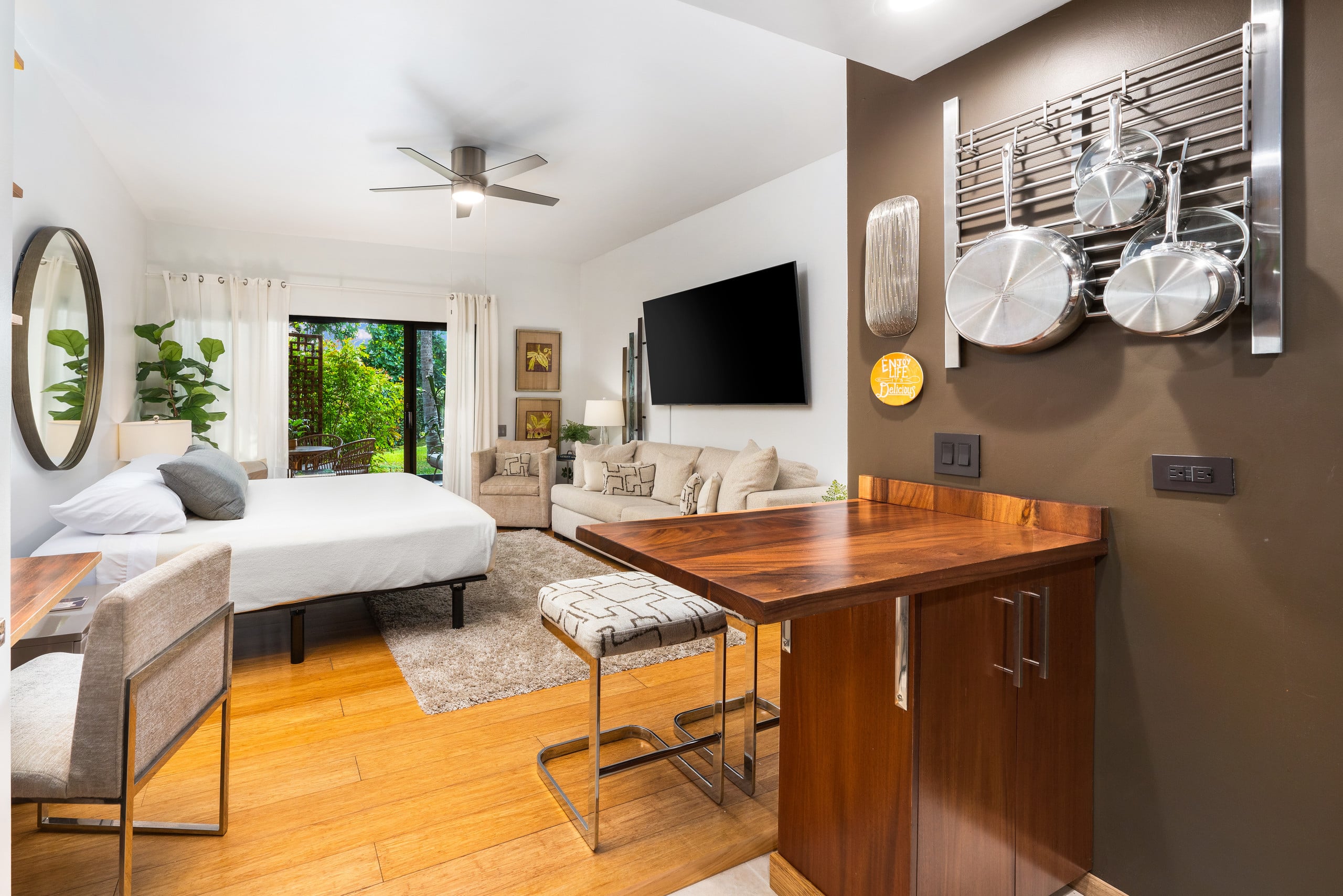 Condo in Kailua-Kona · ★4.79 · Studio · 1 bed · 1 bath - Image 19
