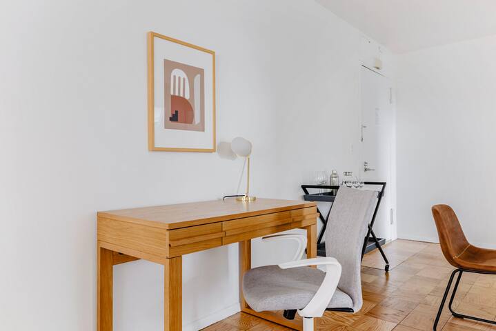 Blueground | Midtown West, gym, nr Central Park gallery image 5