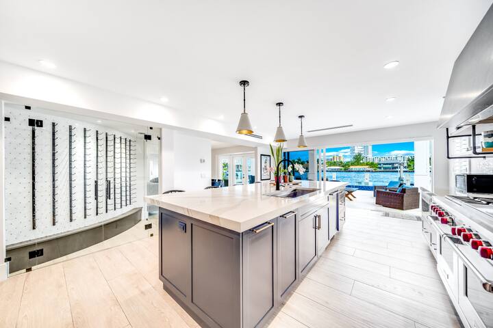 Waterfront Gem! Heated Pool+HotTub! Close 2 Beach! gallery image 4