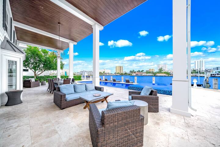 Waterfront Gem! Heated Pool+HotTub! Close 2 Beach! gallery image 2