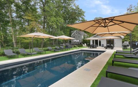 Amazing Luxury Retreat for 26! Pool, Hot Tub, More