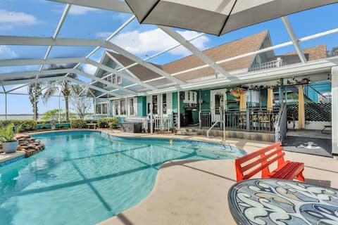 Spacious 6BR Lake Retreat: Heated Pool + Dock