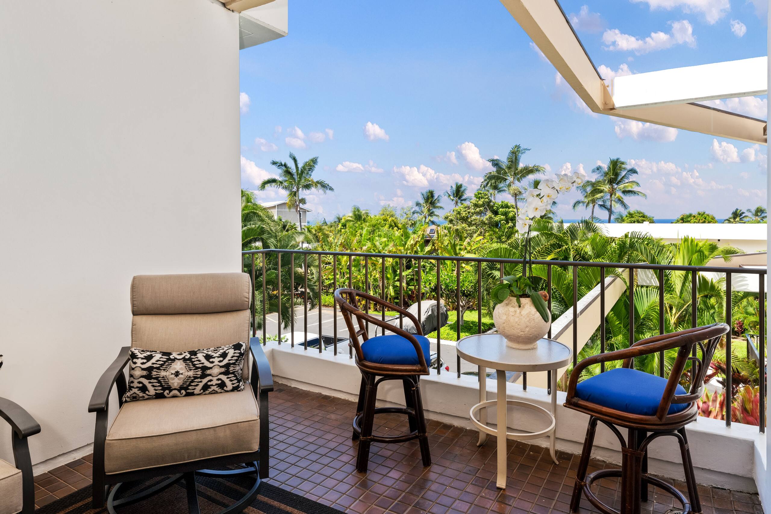 Condo in Kailua-Kona · ★4.78 · 1 bedroom · 2 beds · 1 bath - Image 17