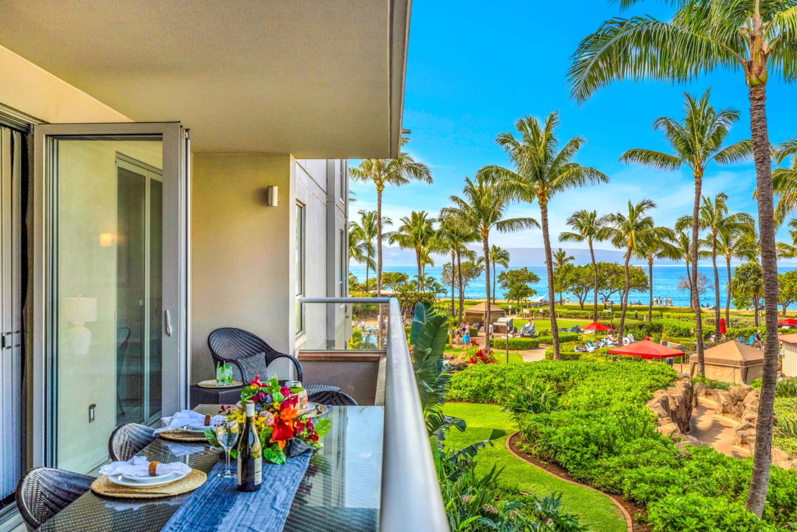 Condo in Lahaina · ★4.88 · 2 bedrooms · 3 beds · 2 baths - Image 7