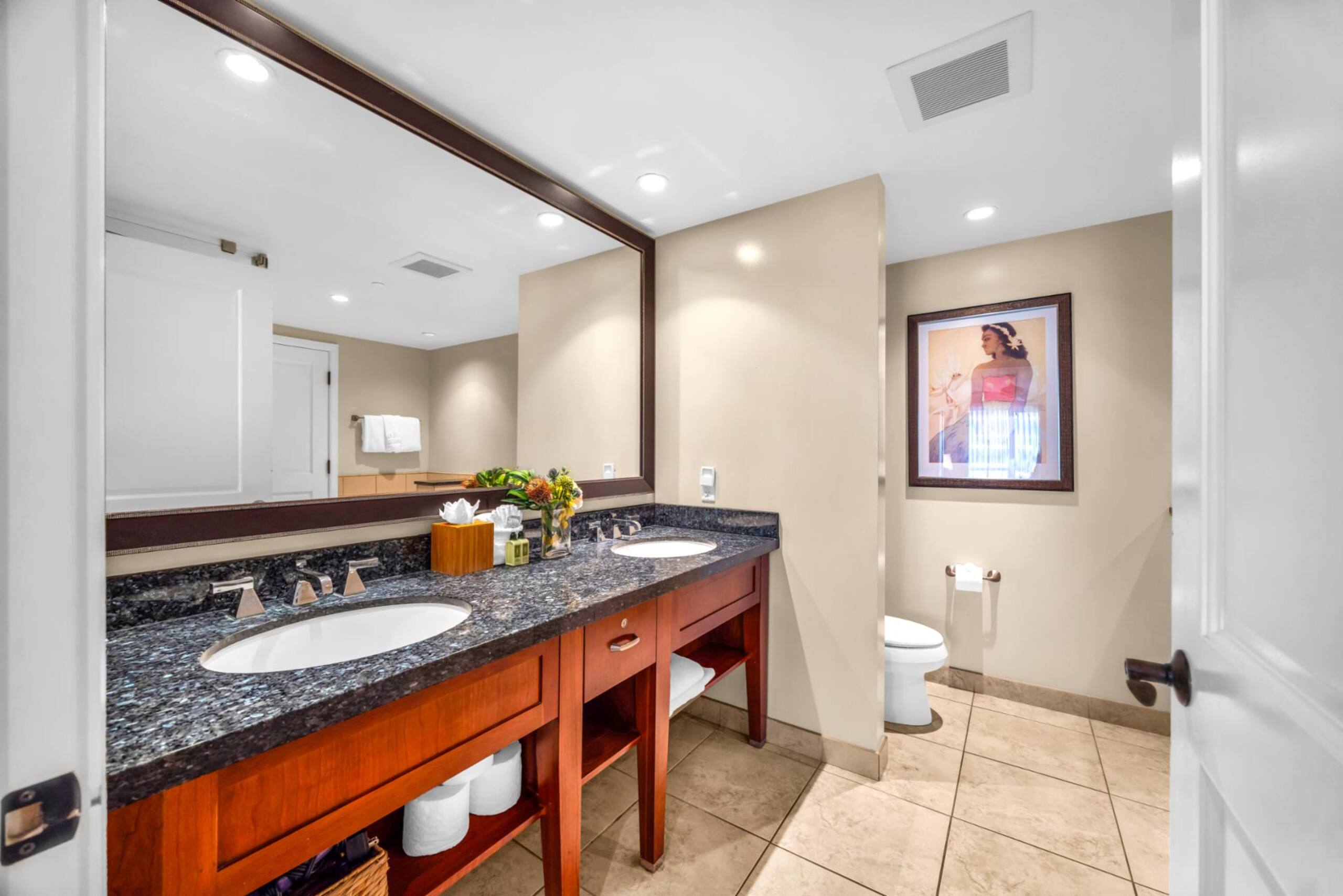 Condo in Lahaina · ★4.88 · 2 bedrooms · 3 beds · 2 baths - Image 36