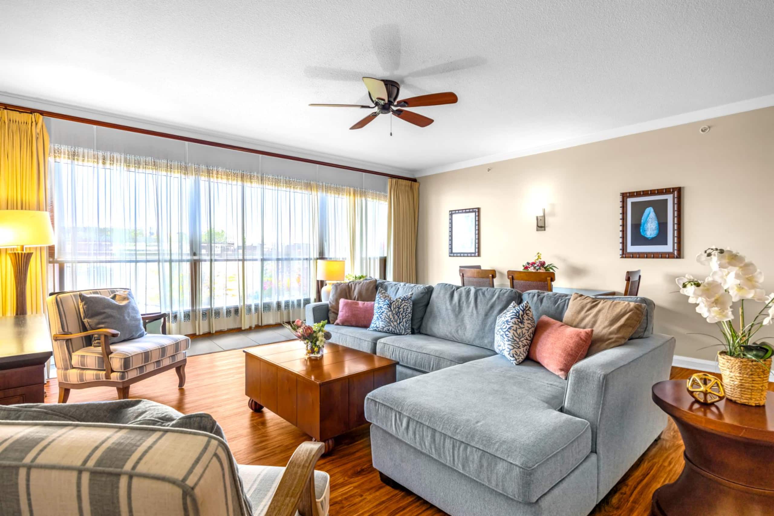 Condo in Lahaina · ★4.88 · 2 bedrooms · 3 beds · 2 baths - Image 11