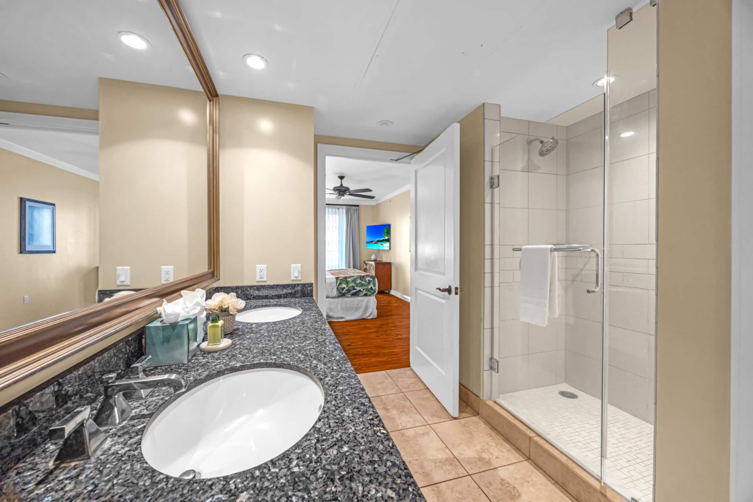 Condo in Lahaina · ★4.88 · 2 bedrooms · 3 beds · 2 baths - Image 29
