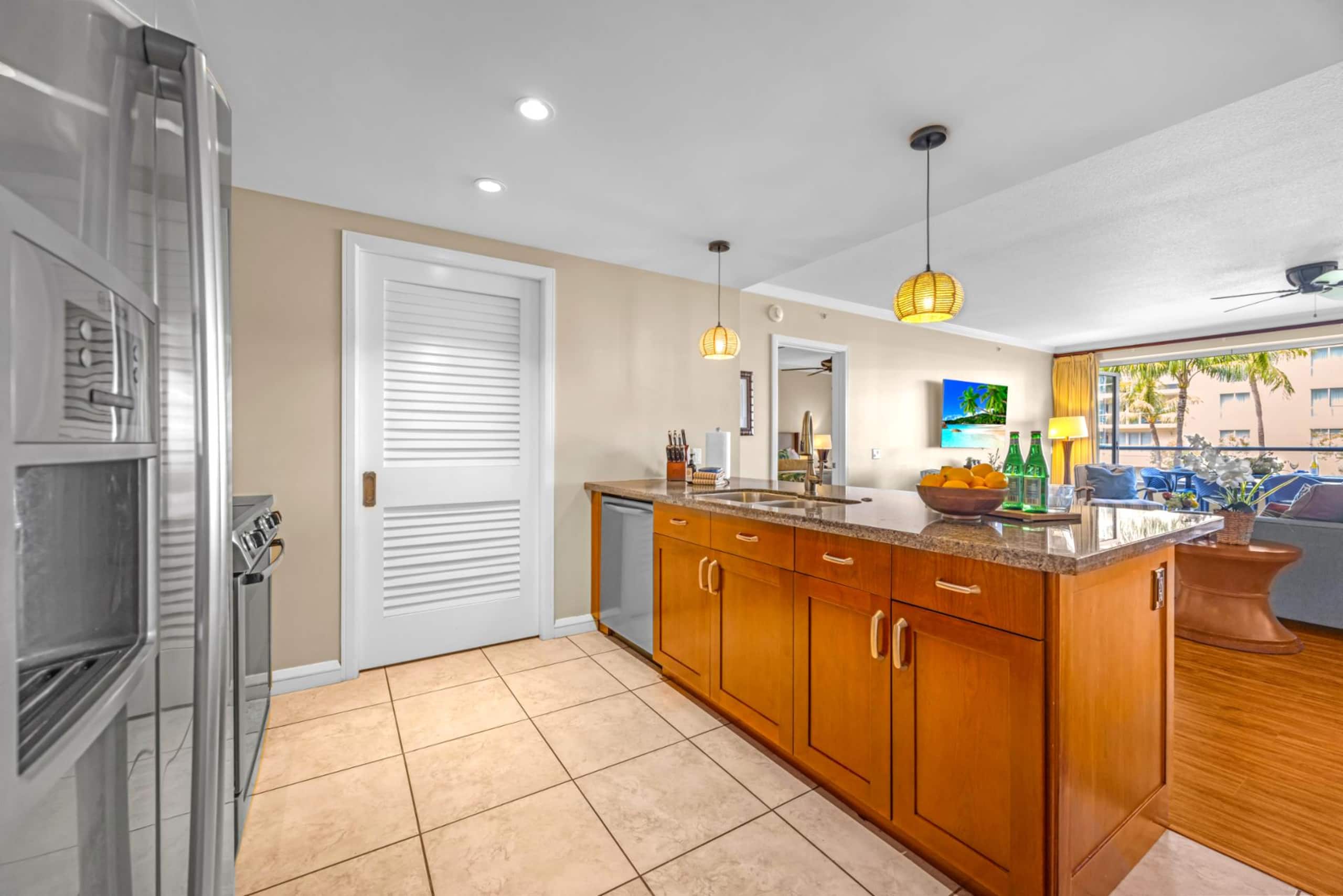 Condo in Lahaina · ★4.88 · 2 bedrooms · 3 beds · 2 baths - Image 19