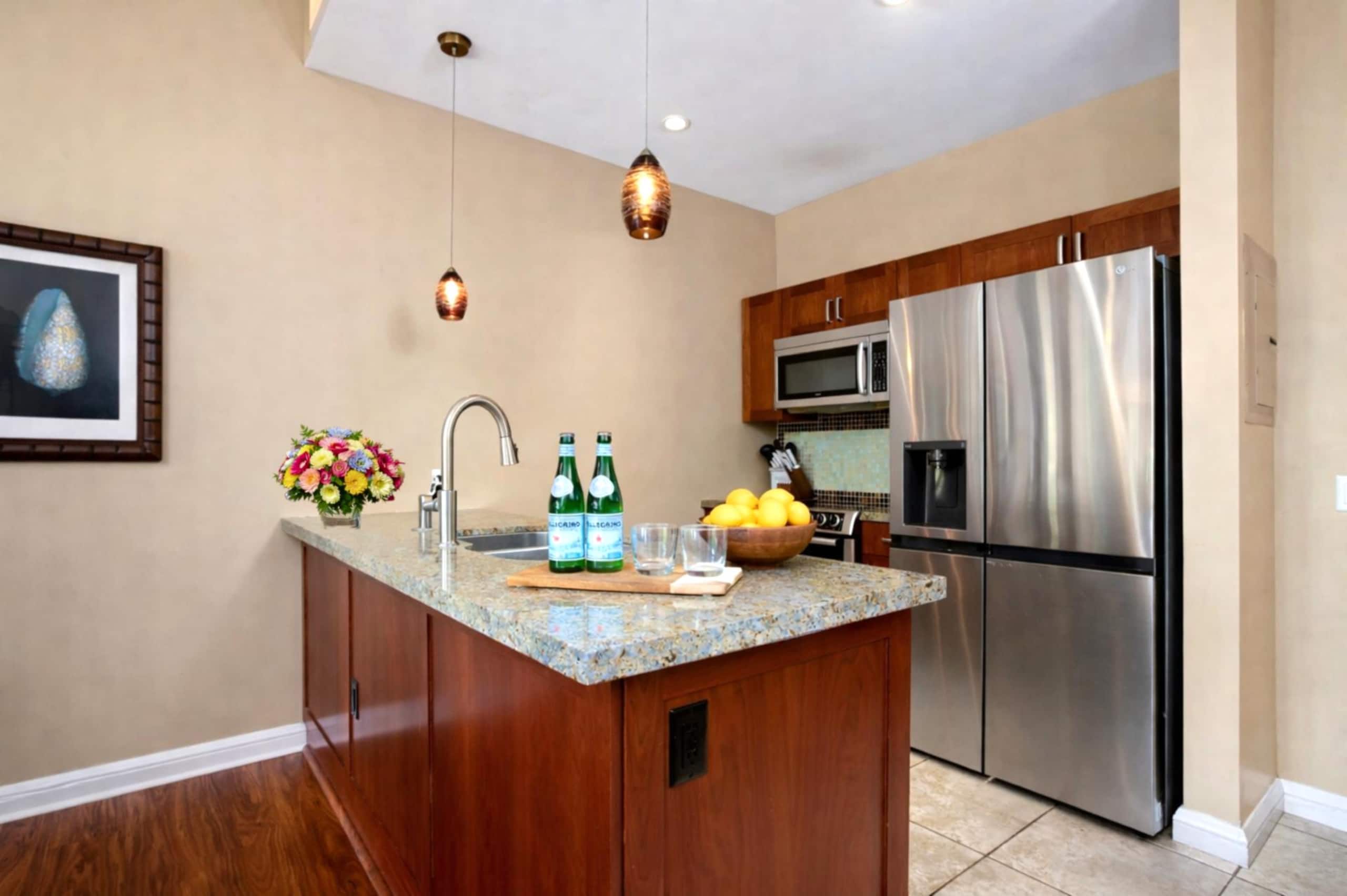 Condo in Lahaina · ★4.8 · 2 bedrooms · 3 beds · 1 bath - Image 8