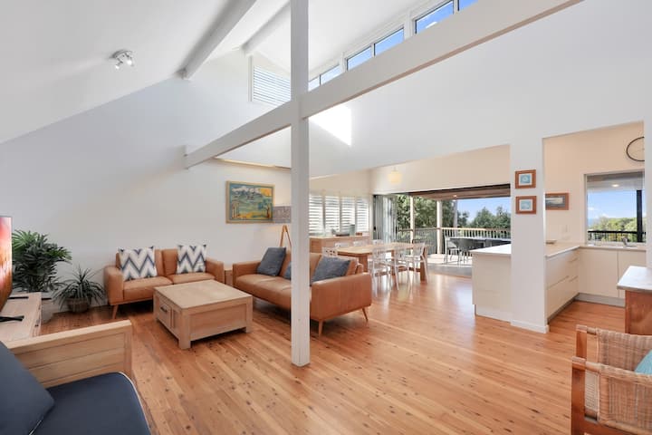 Broadleys - Point Lookout