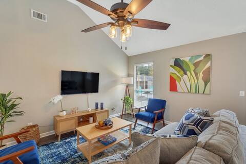 Cozy Retreat Near Savannah.