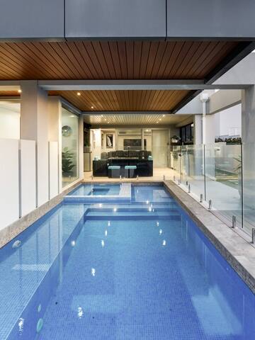 Coastal Luxury with Sunset Views . gallery image 2