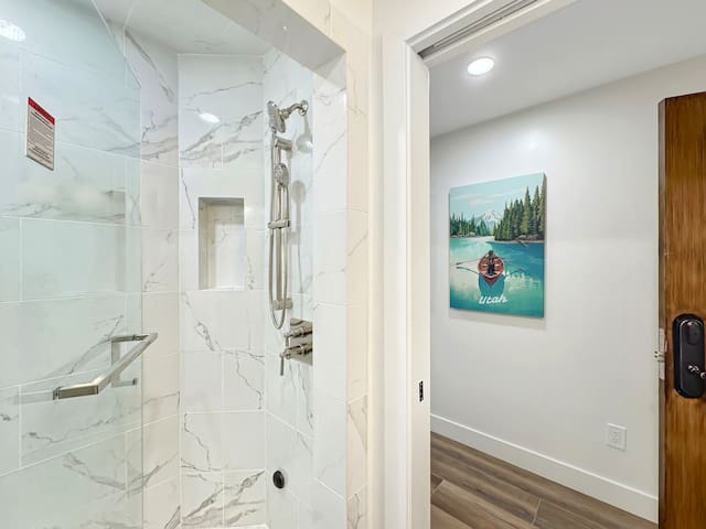 Stay Luxe Properties managed Airbnb listing 3