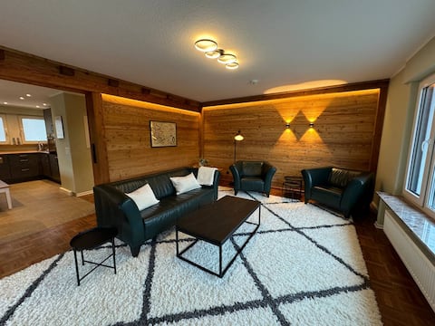 Top Airbnb: Luxury Apartment with Terrace and Mountain View in Olsberg
