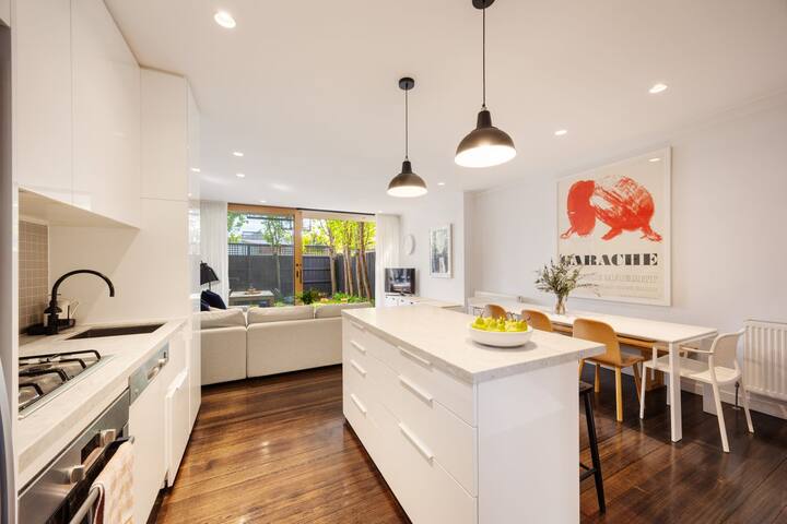 Courtside in Cremorne gallery image 3